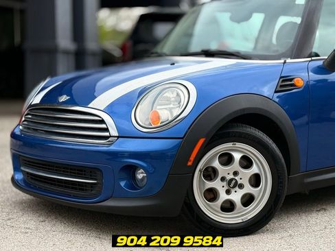 Used 2013 MINI Cooper Hardtop FWD image 2