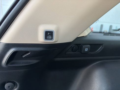 Certified 2022 Jeep Grand Cherokee Limited image 23