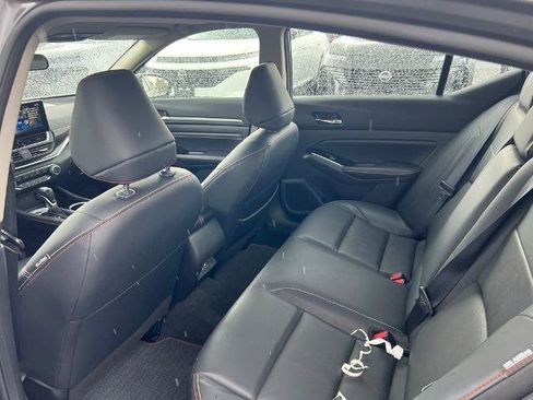 Certified 2023 Nissan Altima 2.5 SR w/ SR Premium Package FWD image 18