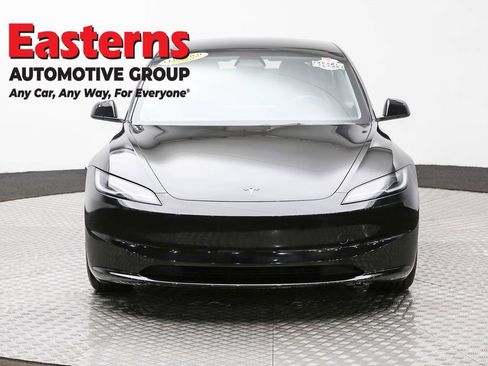 Used 2024 Tesla Model 3 Standard Range RWD image 2