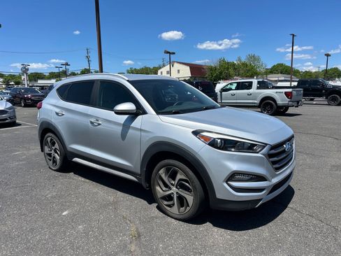 Used 2017 Hyundai Tucson Sport w/ Cargo Package AWD/4WD image 3