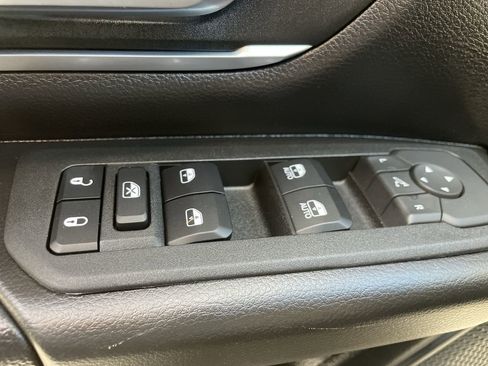 Used 2025 RAM 1500 Big Horn image 18