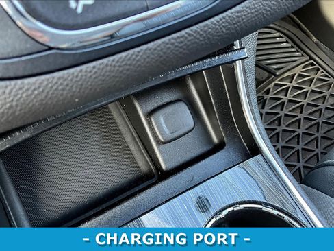 Used 2018 Chevrolet Impala LS FWD image 15