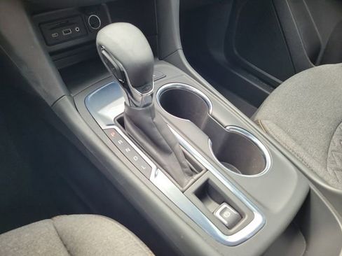 Certified 2024 Chevrolet Equinox LT FWD image 29