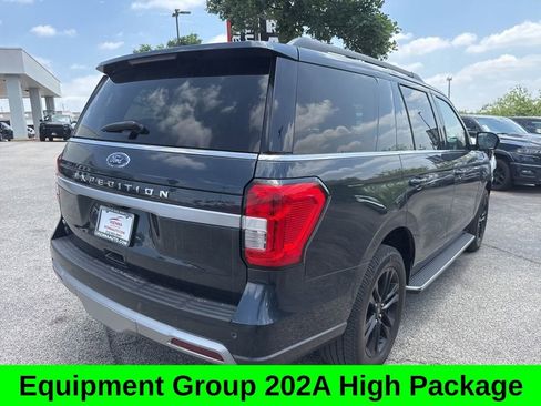 Used 2023 Ford Expedition XLT RWD image 5
