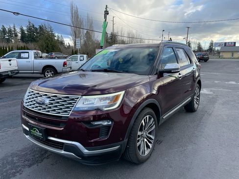Used 2018 Ford Explorer Platinum image 3