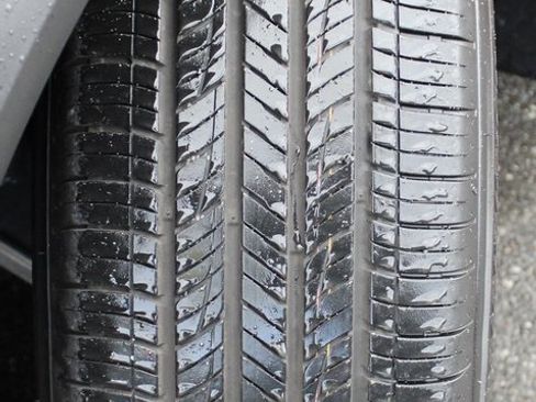 Certified 2025 Nissan Rogue S image 14