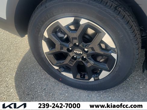 New 2026 Kia Sorento S FWD image 9