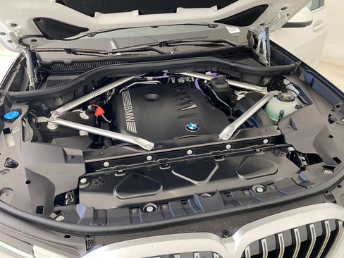 New 2026 BMW X7 xDrive40i image 32