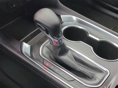 Certified 2021 Chevrolet Traverse LT image 15