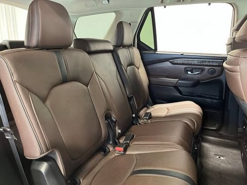 Used 2023 Honda Pilot Elite image 13