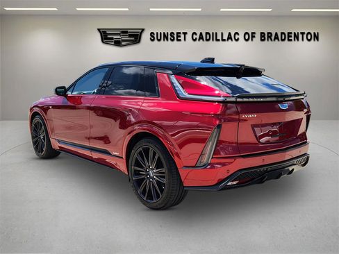 New 2026 Cadillac Lyriq V w/ Exterior Carbon Fiber Package image 5