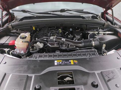 Used 2024 Jeep Grand Cherokee L Laredo RWD image 25