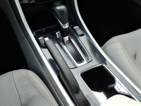 Used 2016 Honda Accord EX-L image 22