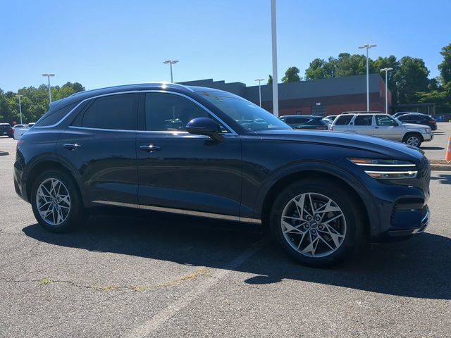 Used 2022 Genesis GV70 2.5T w/ Advanced Package AWD/4WD image 2