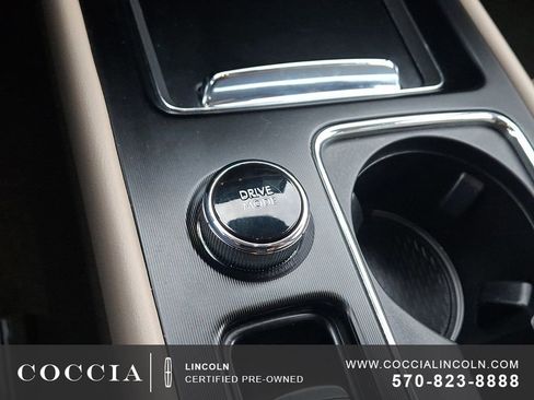 Certified 2023 Lincoln Corsair Standard w/ Equipment Group 101A image 25