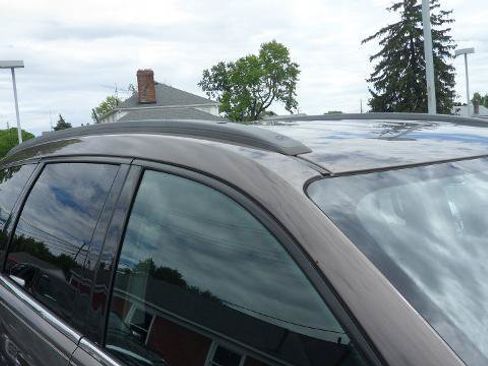 Used 2009 Chevrolet Traverse LT FWD image 32