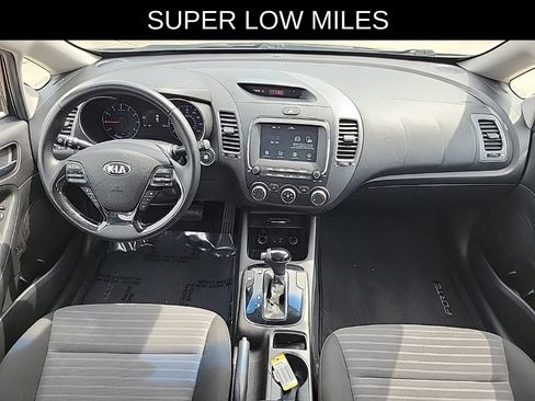 Used 2017 Kia Forte S w/ S Technology Package FWD image 7