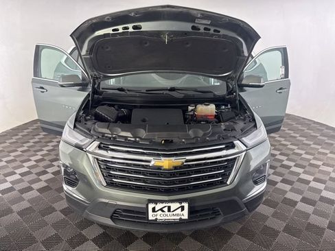 Used 2023 Chevrolet Traverse LT AWD/4WD image 13