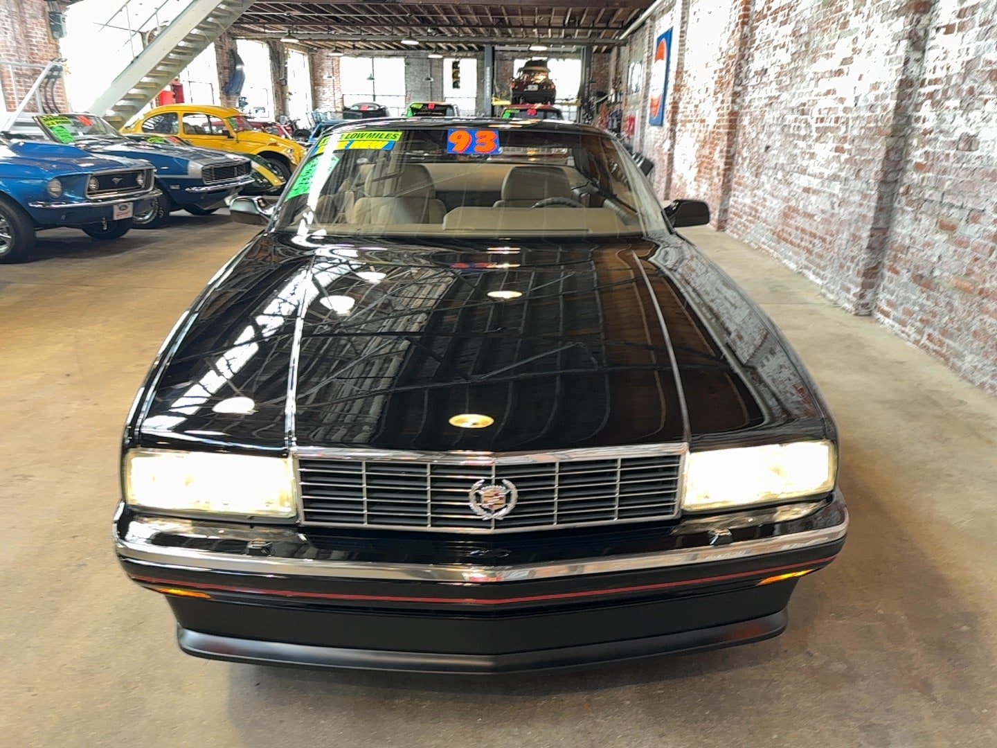 Used 1993 Cadillac Allante FWD image 11