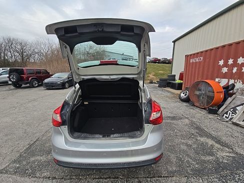 Used 2013 Ford Focus SE image 18