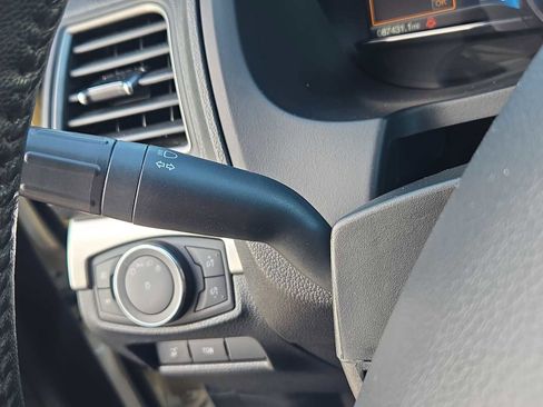 Used 2018 Ford Explorer XLT w/ Equipment Group 202A image 26