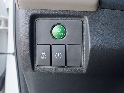 Used 2016 Honda HR-V EX-L image 17