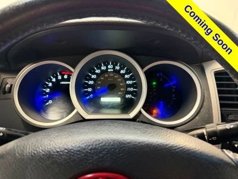 Used 2010 Toyota Tacoma 4x4 Double Cab w/ TRD Sport Pkg image 7