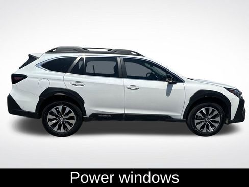 Used 2025 Subaru Outback Limited AWD/4WD image 7