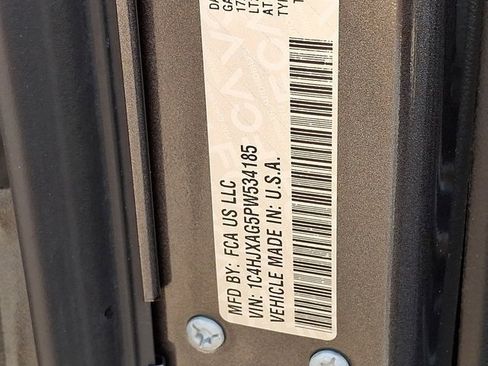 Certified 2023 Jeep Wrangler Willys image 30