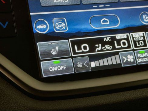 Used 2026 Subaru Ascent Premium AWD/4WD image 24