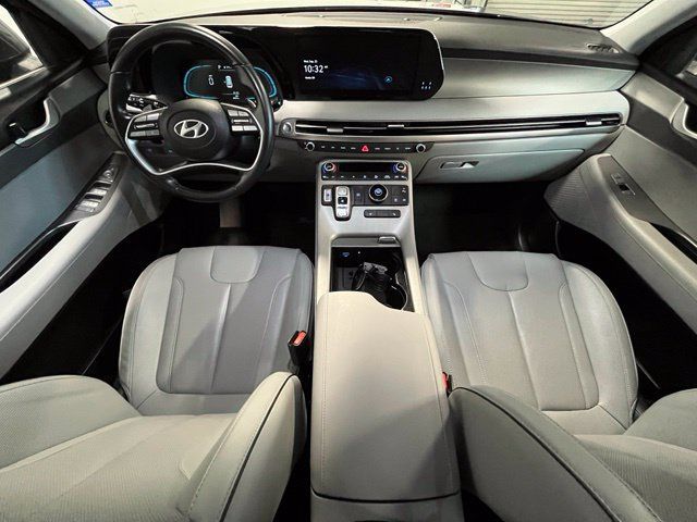 Used 2025 Hyundai Palisade SEL FWD image 17