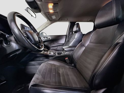 Used 2024 Mitsubishi Outlander SE FWD image 22
