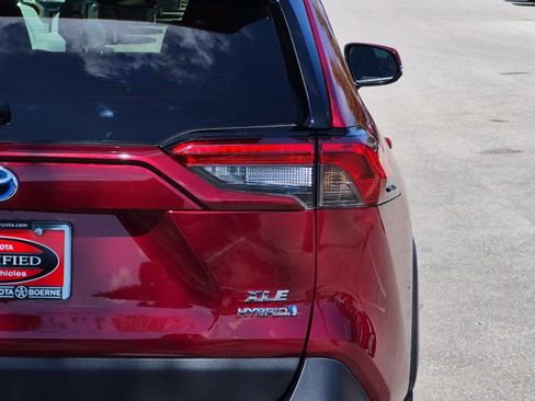 Used 2023 Toyota RAV4 XLE Premium AWD/4WD image 25