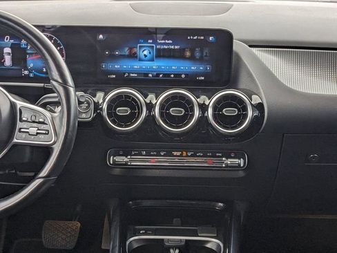 Used 2023 Mercedes-Benz GLA 250 4MATIC image 21