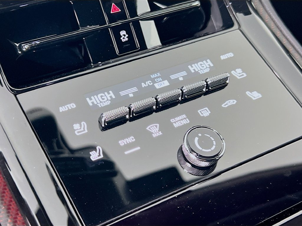New 2026 Porsche Panamera 4 AWD/4WD image 18
