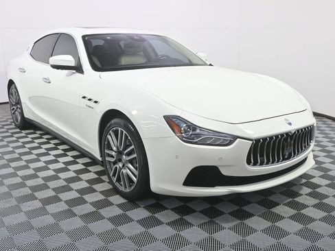 Used 2017 Maserati Ghibli RWD image 9
