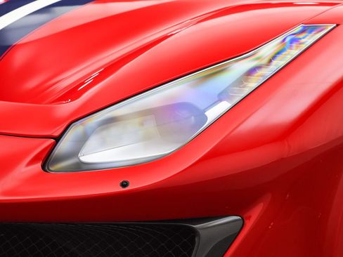 Used 2020 Ferrari 488 Pista Coupe RWD image 31