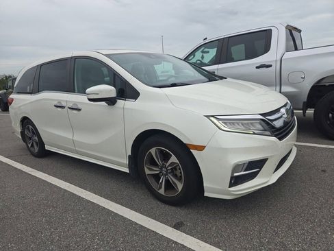 Used 2019 Honda Odyssey Touring image 3