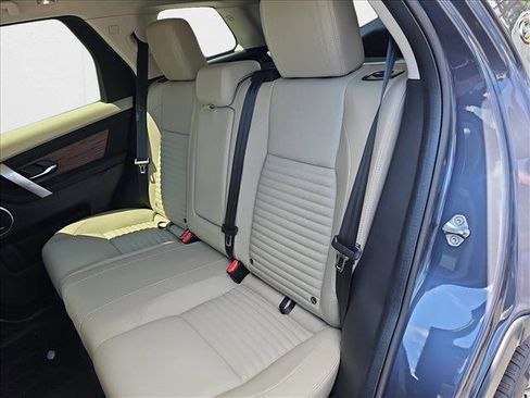 New 2024 Land Rover Discovery Sport S image 9