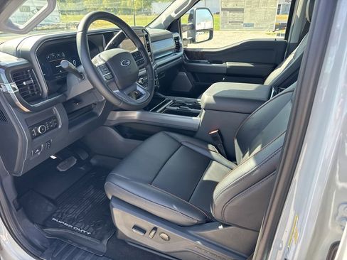 New 2026 Ford F250 Lariat image 26