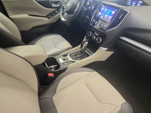 Used 2020 Subaru Forester Limited w/ Popular Package #3 image 17
