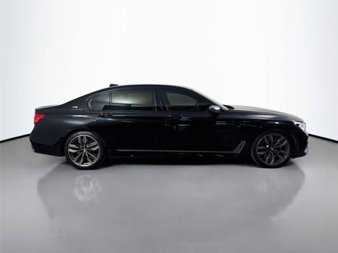 Used 2018 BMW M760i xDrive AWD/4WD image 5