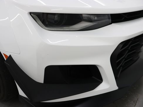 Used 2019 Chevrolet Camaro ZL1 RWD image 22