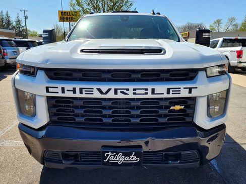 Used 2022 Chevrolet Silverado 2500 Custom w/ Custom Value Package AWD/4WD image 3