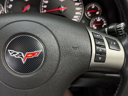 Used 2009 Chevrolet Corvette Convertible w/ Preferred Equipment Group RWD image 29