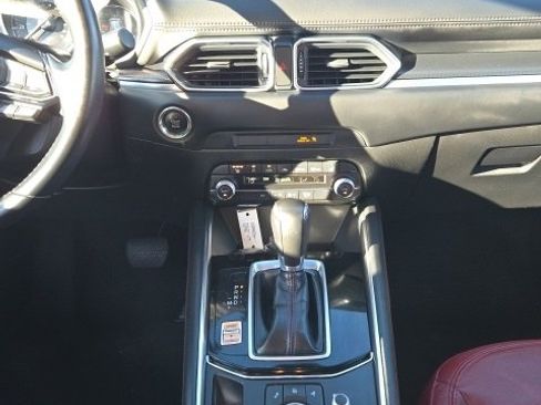 Used 2024 MAZDA CX-5 Carbon Edition image 22