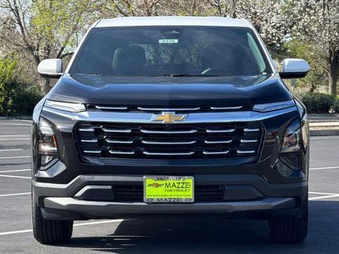 New 2026 Chevrolet Equinox LT w/ Convenience Package II image 3