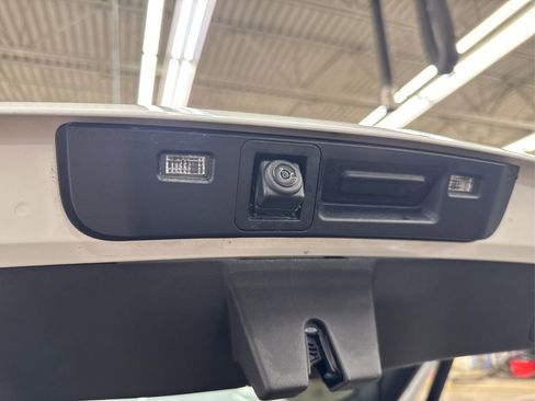 New 2025 Buick Envista Sport Touring w/ Convenience I Package FWD image 16