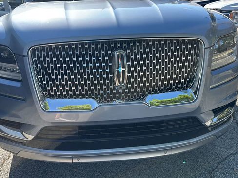 Used 2018 Lincoln Navigator Black Label w/ Cargo Package image 40